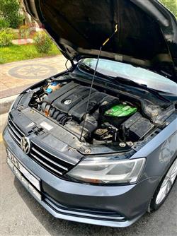 ڤۆڵکسواگن جێتا